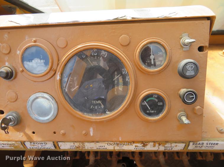 image for item DE6397 Galion Dresser crane