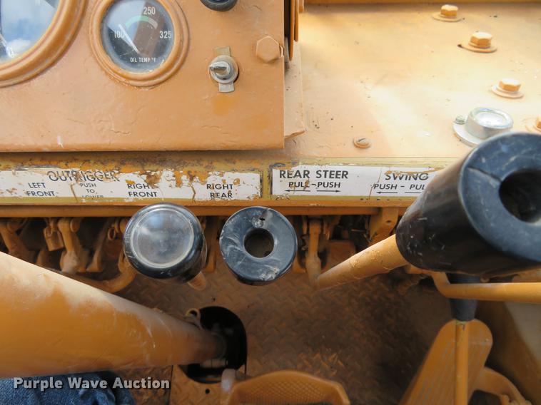 image for item DE6397 Galion Dresser crane