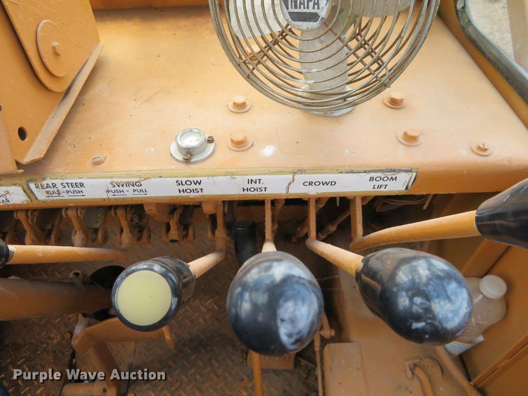 image for item DE6397 Galion Dresser crane