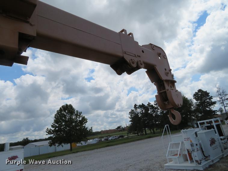 image for item DE6397 Galion Dresser crane