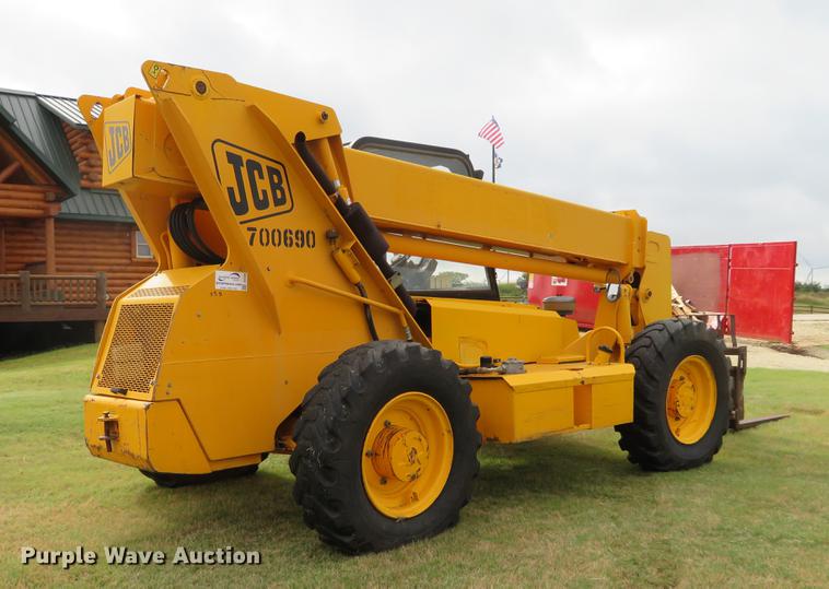image for item DE6398 2005 JCB 506C telehandler