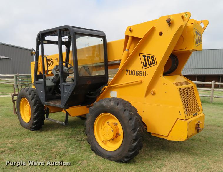 image for item DE6398 2005 JCB 506C telehandler