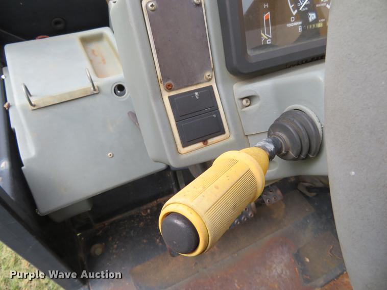 image for item DE6398 2005 JCB 506C telehandler