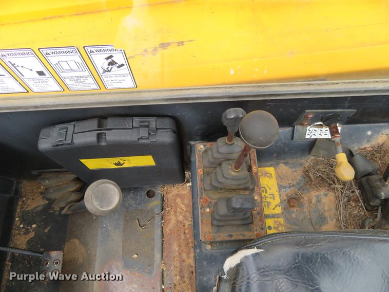 image for item DE6398 2005 JCB 506C telehandler