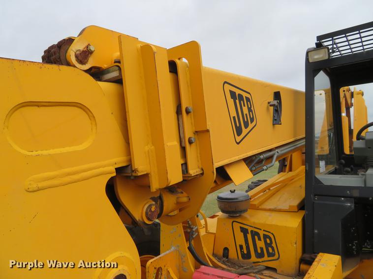 image for item DE6398 2005 JCB 506C telehandler