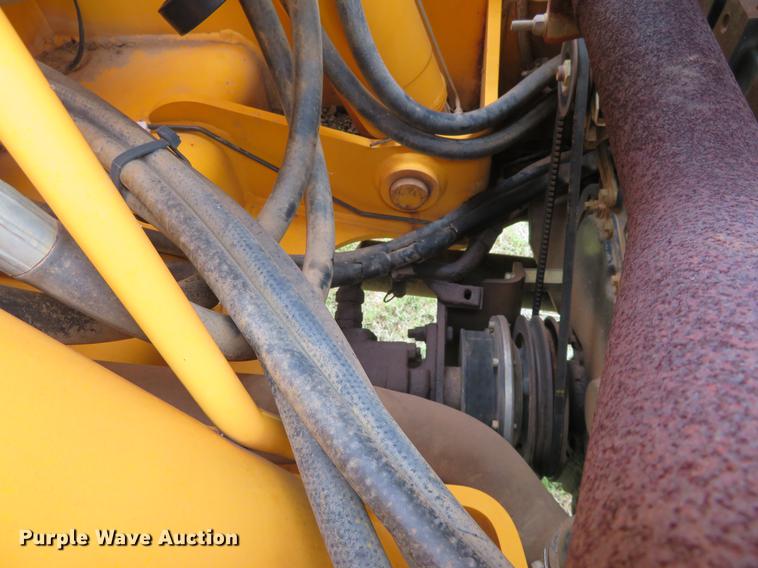 image for item DE6398 2005 JCB 506C telehandler
