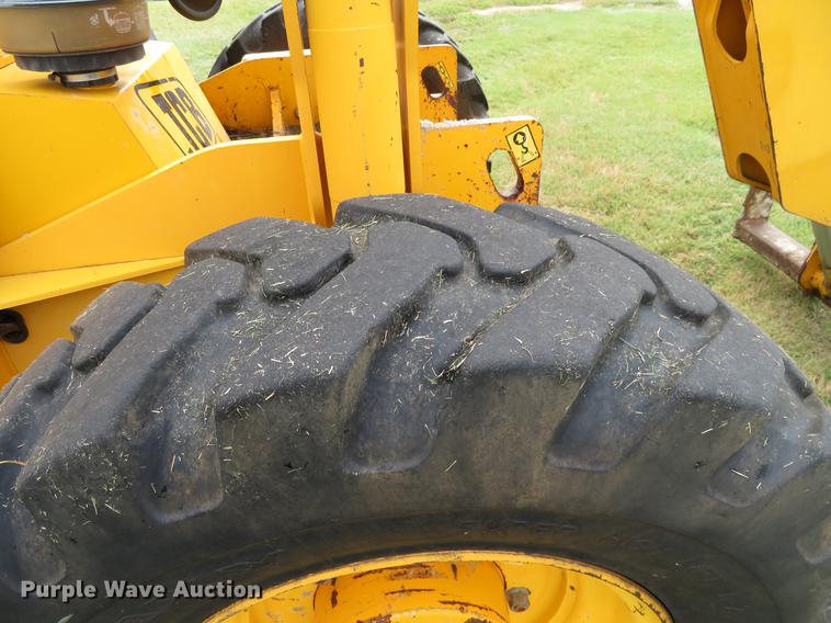 image for item DE6398 2005 JCB 506C telehandler