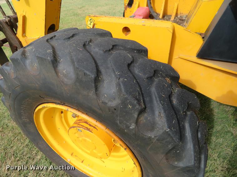 image for item DE6398 2005 JCB 506C telehandler