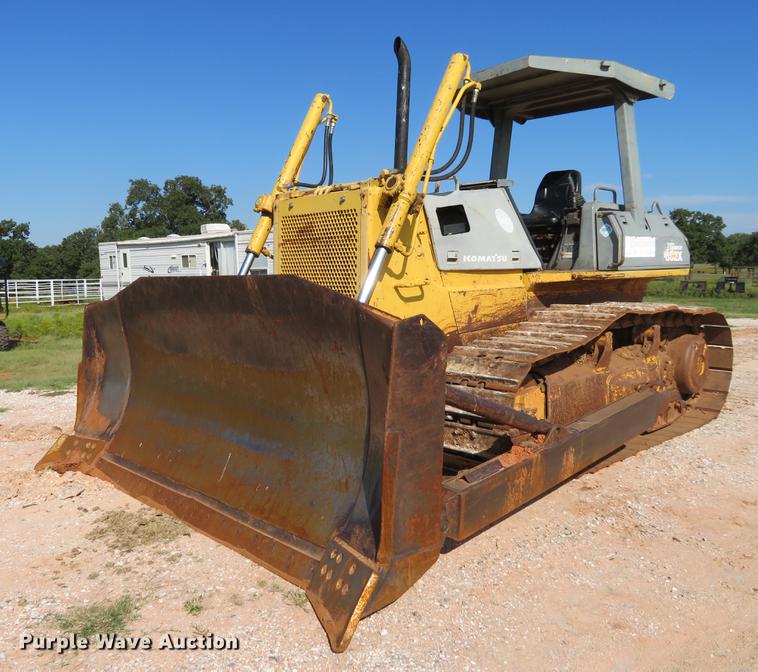 image for item DE6409 1998 Komatsu D65EX-12 dozer