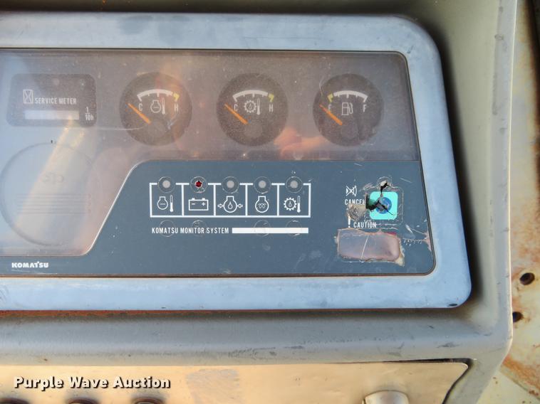 image for item DE6409 1998 Komatsu D65EX-12 dozer