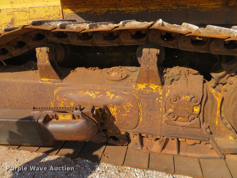 image for item DE6409 1998 Komatsu D65EX-12 dozer