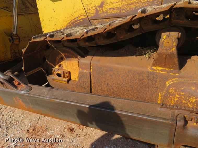 image for item DE6409 1998 Komatsu D65EX-12 dozer