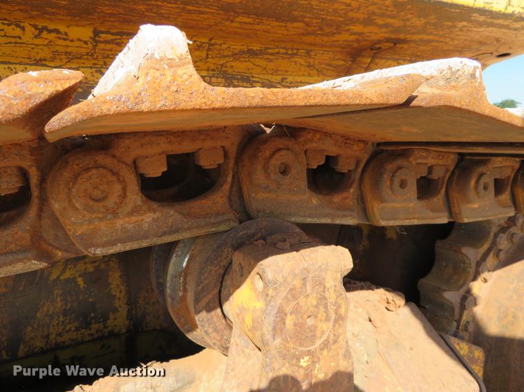 image for item DE6409 1998 Komatsu D65EX-12 dozer