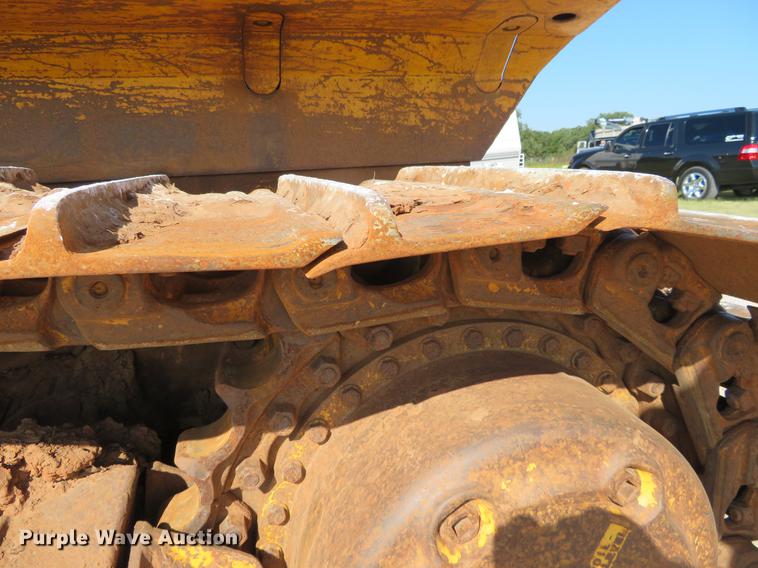 image for item DE6409 1998 Komatsu D65EX-12 dozer