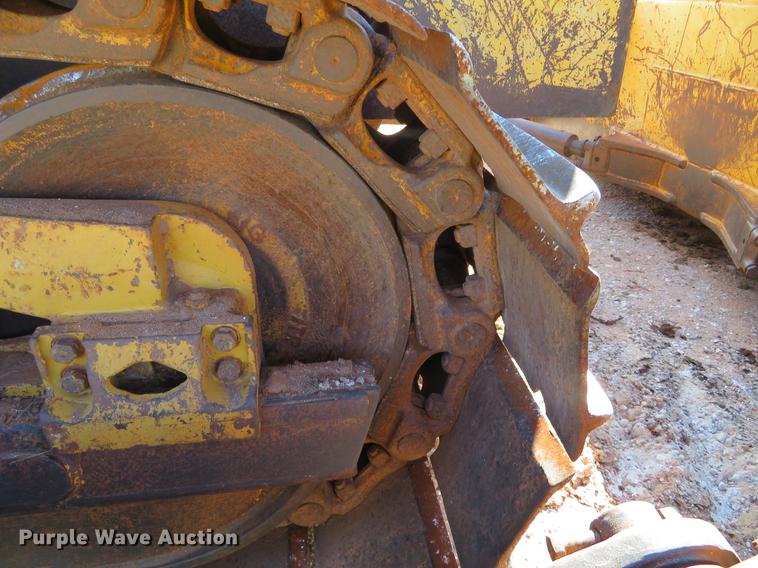 image for item DE6409 1998 Komatsu D65EX-12 dozer