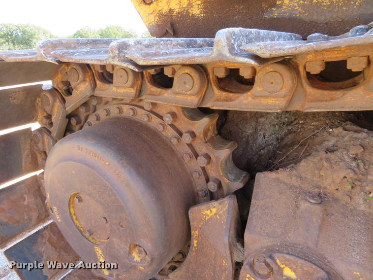 image for item DE6409 1998 Komatsu D65EX-12 dozer