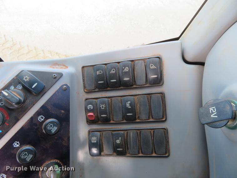 image for item DE6410 2014 Volvo G946B motor grader