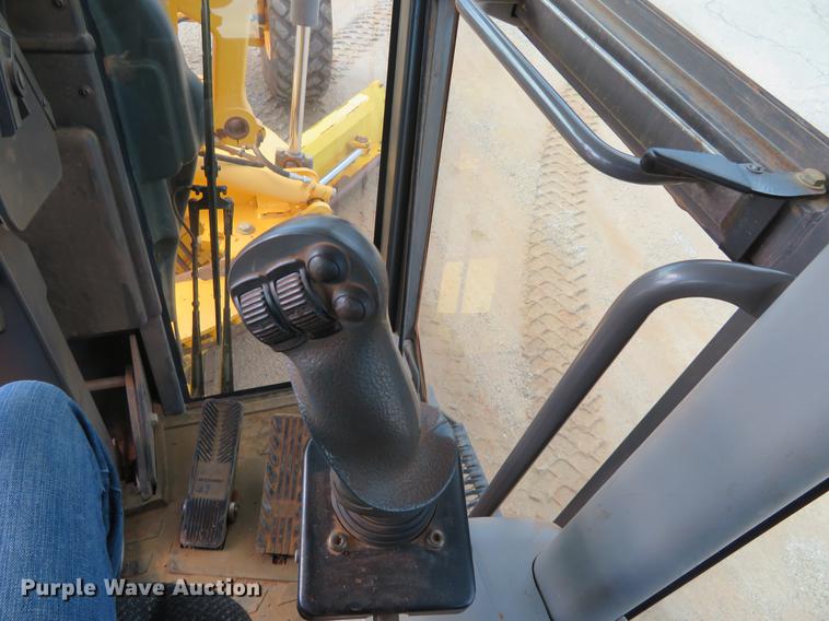 image for item DE6410 2014 Volvo G946B motor grader