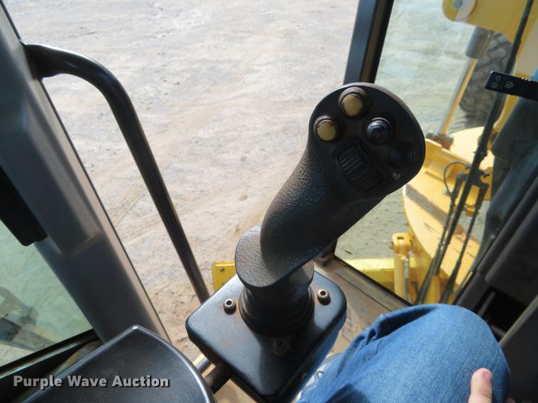 image for item DE6410 2014 Volvo G946B motor grader