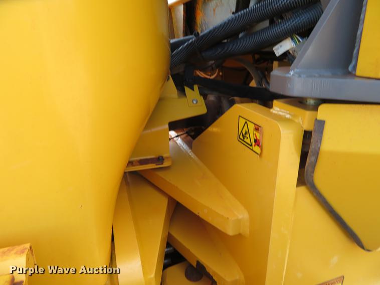 image for item DE6410 2014 Volvo G946B motor grader