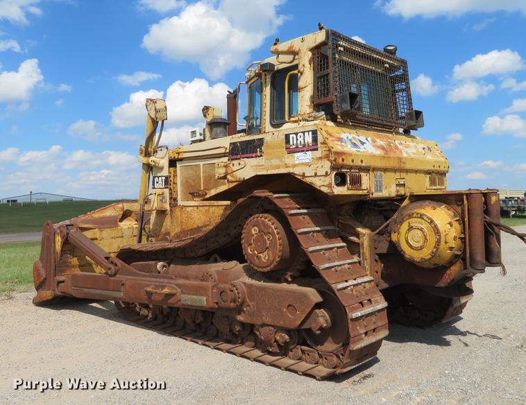 image for item DE6411 1995 Caterpillar D8N dozer