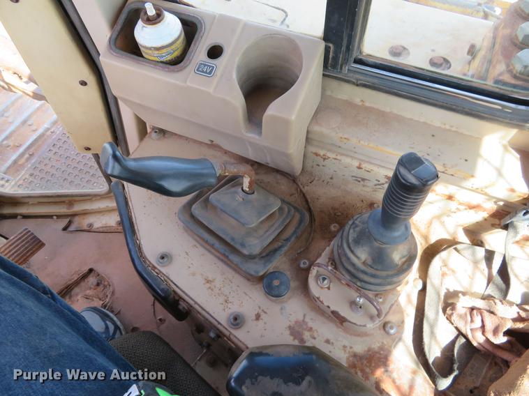 image for item DE6411 1995 Caterpillar D8N dozer