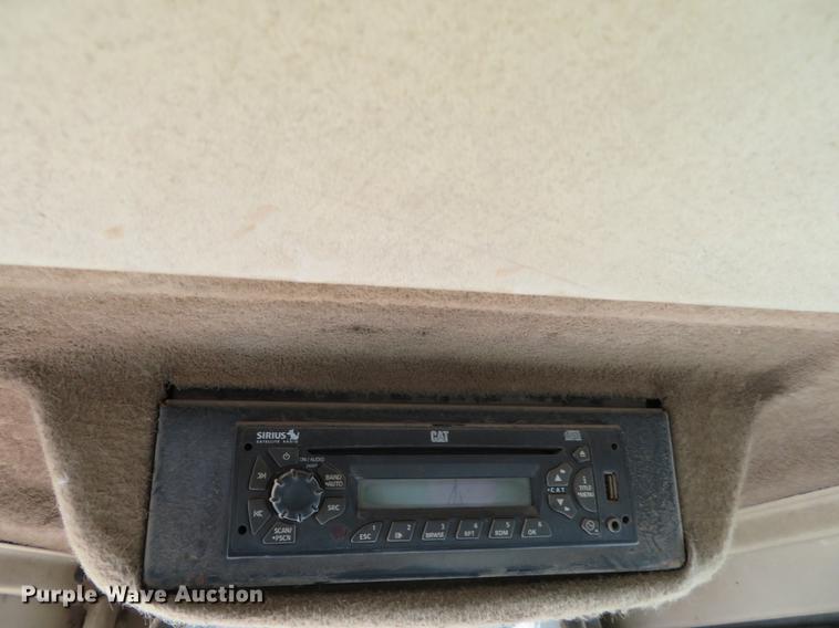 image for item DE6411 1995 Caterpillar D8N dozer