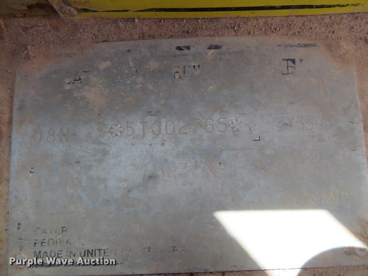 image for item DE6411 1995 Caterpillar D8N dozer