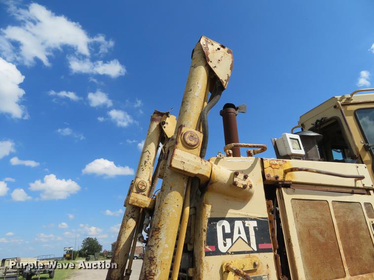 image for item DE6411 1995 Caterpillar D8N dozer