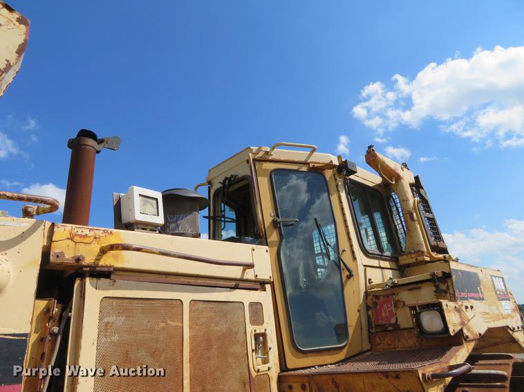 image for item DE6411 1995 Caterpillar D8N dozer