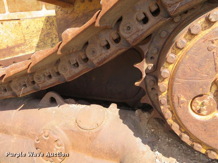 image for item DE6411 1995 Caterpillar D8N dozer