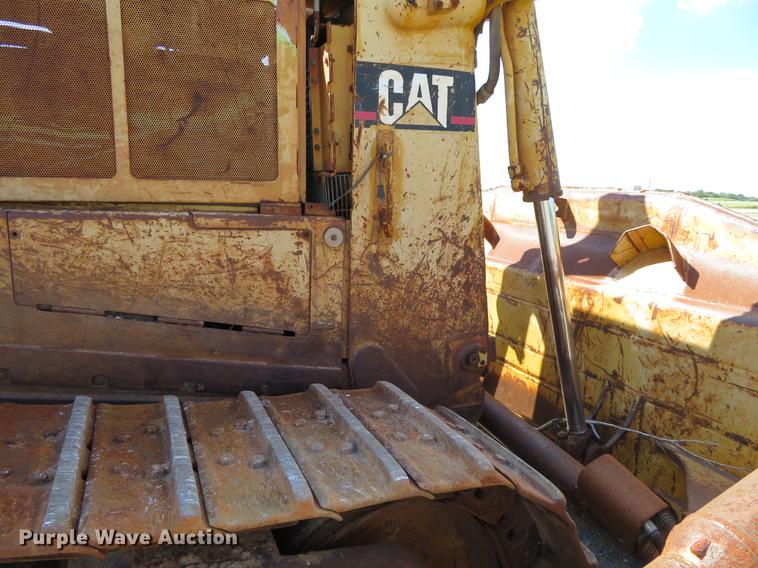 image for item DE6411 1995 Caterpillar D8N dozer