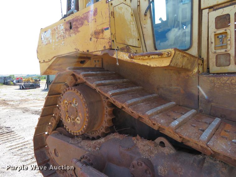 image for item DE6411 1995 Caterpillar D8N dozer