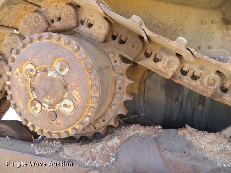 image for item DE6411 1995 Caterpillar D8N dozer