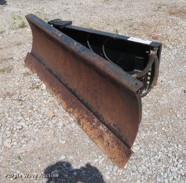 Skid steer snow plow in Orlando, OK Item DE6415 sold Purple Wave