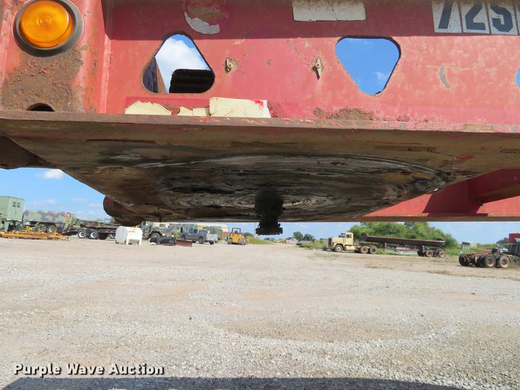 image for item DE6416 1994 Trail King TK88MDG low boy equipment trailer