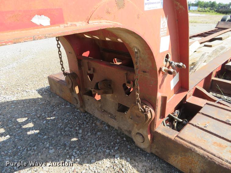 image for item DE6416 1994 Trail King TK88MDG low boy equipment trailer