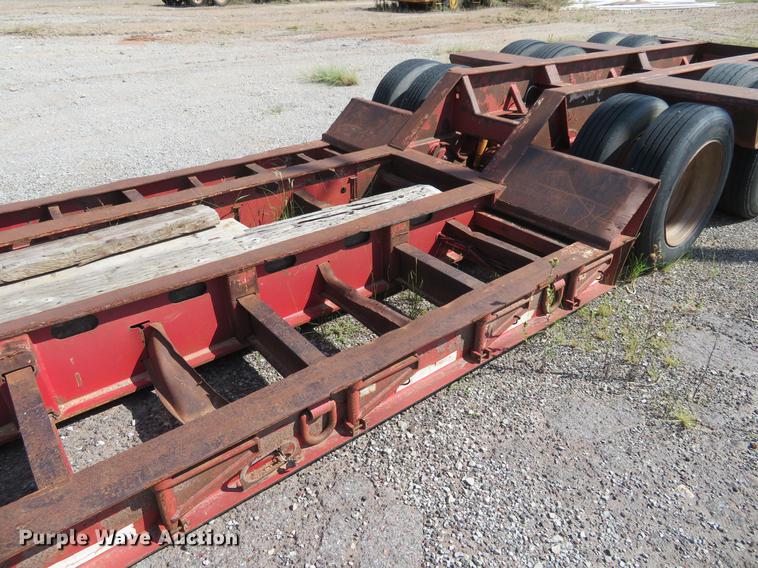 image for item DE6416 1994 Trail King TK88MDG low boy equipment trailer
