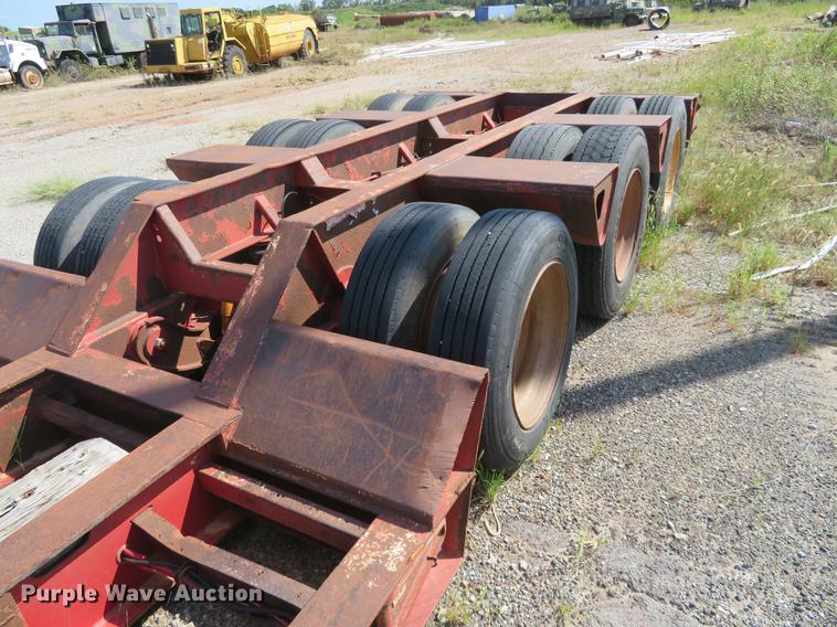 image for item DE6416 1994 Trail King TK88MDG low boy equipment trailer