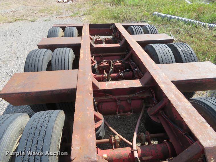 image for item DE6416 1994 Trail King TK88MDG low boy equipment trailer