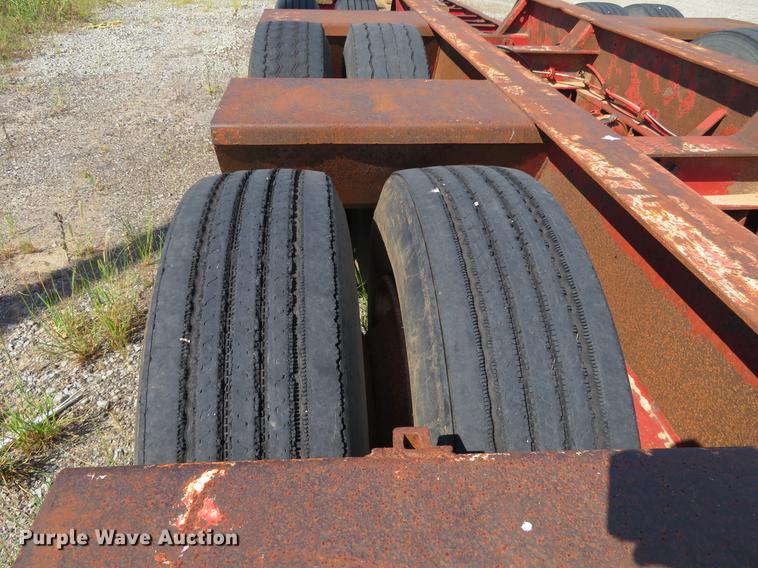 image for item DE6416 1994 Trail King TK88MDG low boy equipment trailer