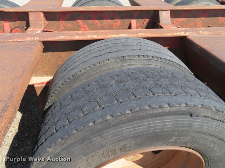 image for item DE6416 1994 Trail King TK88MDG low boy equipment trailer