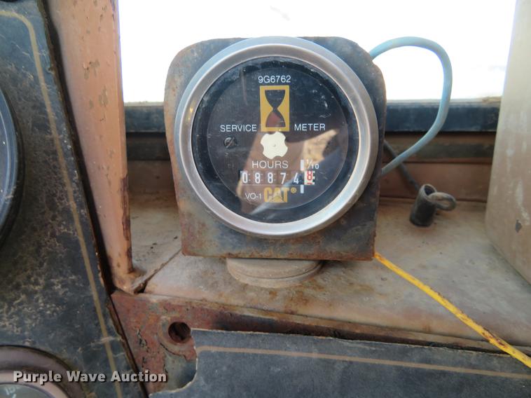 image for item DE6417 Caterpillar 615C water wagon