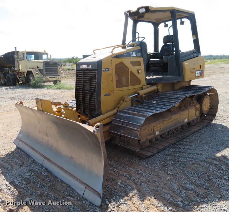 image for item DE6418 2009 Caterpillar D4K LGP dozer