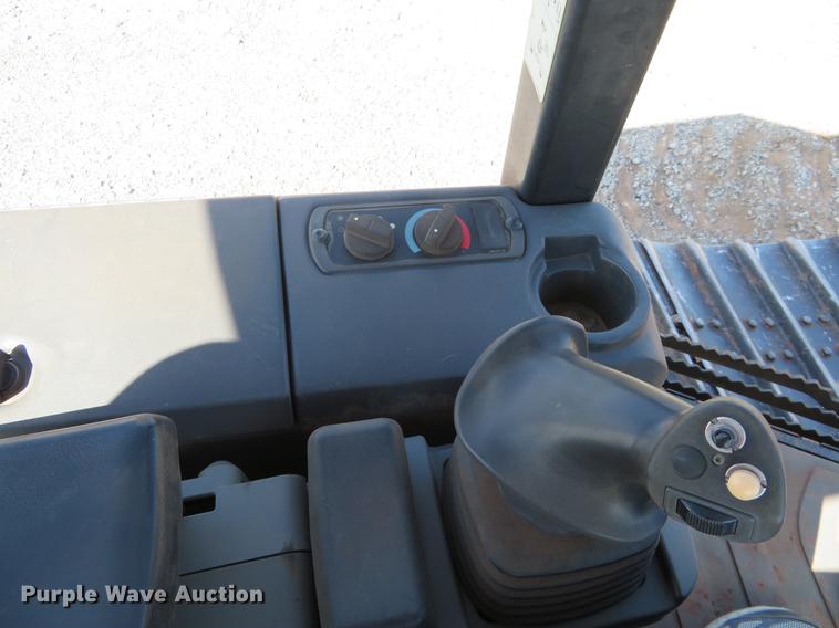 image for item DE6418 2009 Caterpillar D4K LGP dozer