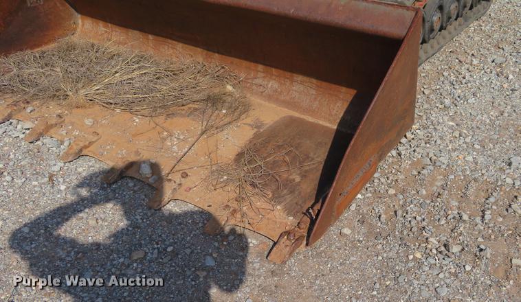 image for item DE6419 2004 Caterpillar 247 skid steer