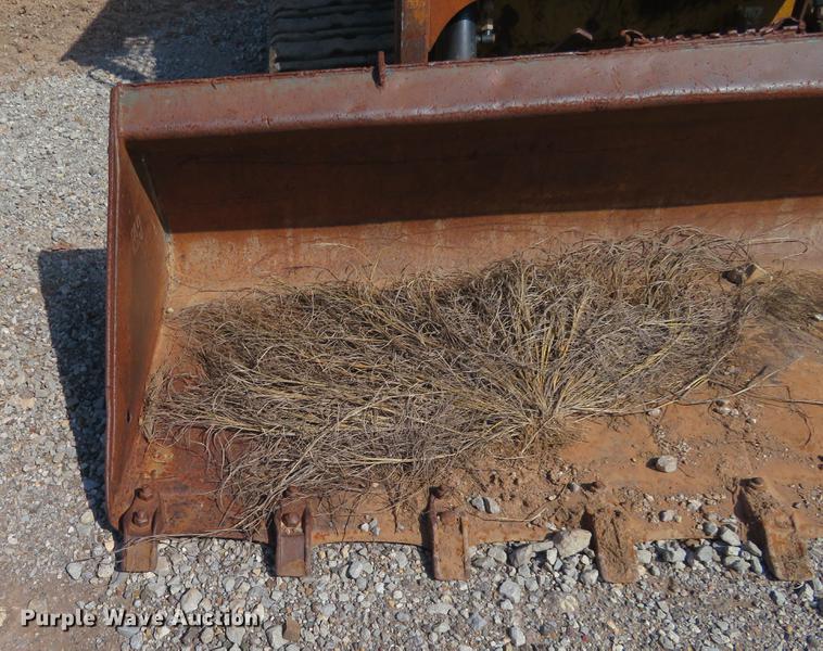 image for item DE6419 2004 Caterpillar 247 skid steer