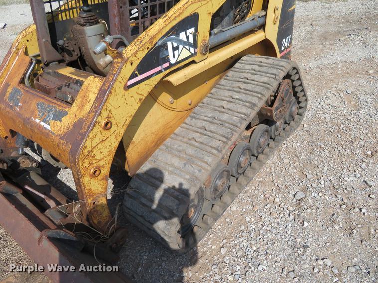 image for item DE6419 2004 Caterpillar 247 skid steer