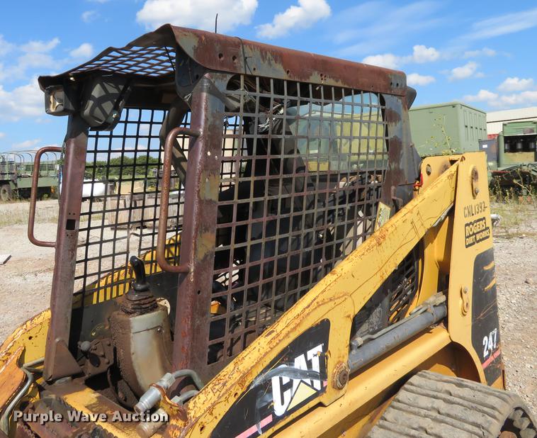 image for item DE6419 2004 Caterpillar 247 skid steer