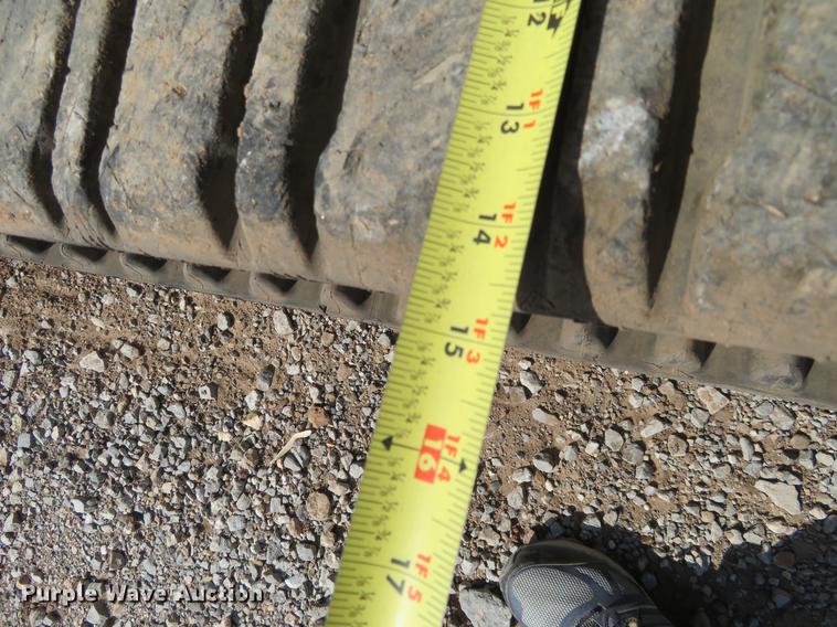 image for item DE6419 2004 Caterpillar 247 skid steer